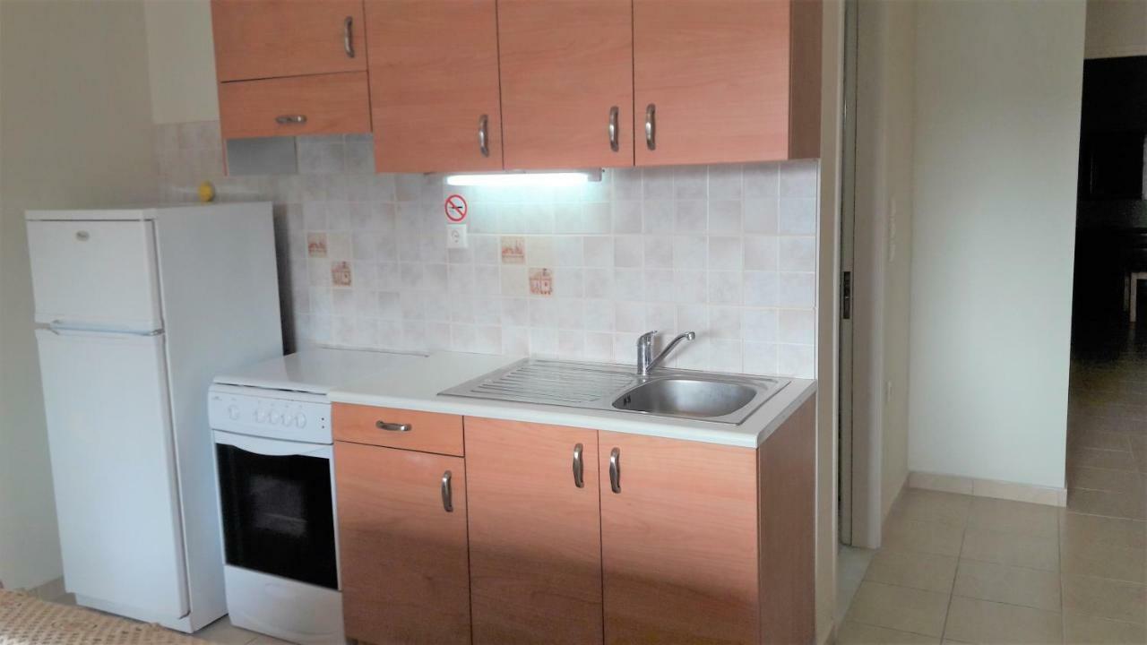 Giannos Apartments Agia Efimia Exterior photo
